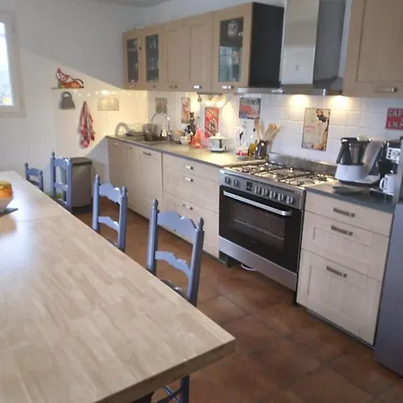 Room In Bb - At Ten Minutes From The Raviege Lake Angles (Midi-Pyrenees)