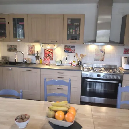 Room In Bb - At Ten Minutes From The Raviege Lake * Angles (Midi-Pyrenees)