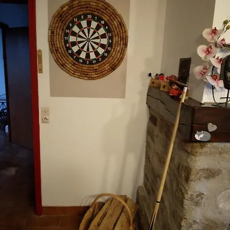 Room In Bb - At Ten Minutes From The Raviege Lake 게스트하우스 Angles (Midi-Pyrenees)